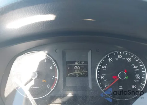 2013 Volkswagen Jetta 2.5L Se z USA, uszkodzony, nr VIN 3VWDP7AJ4DM447363